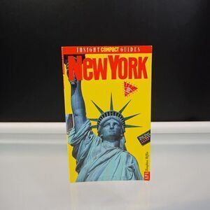 Insight Compact Guides: New York 1995 APA Publications Twin Towers